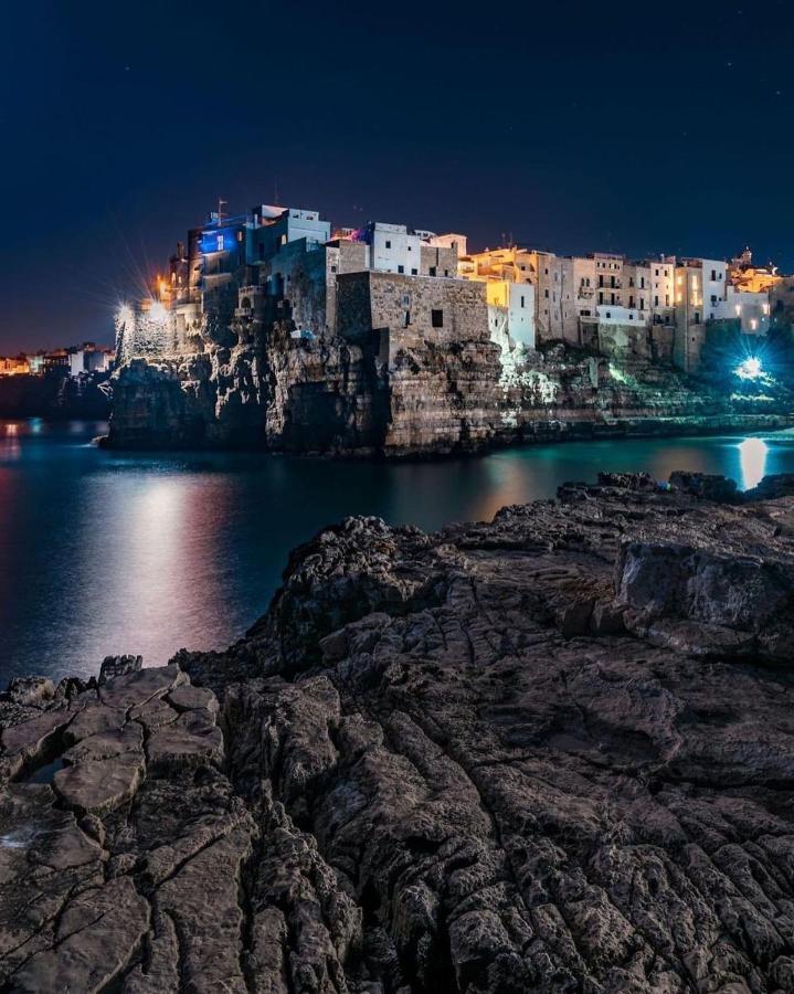 The Duchess'S View - New! Luxurious Flat In Historical Centre 115 Sq M, 3Min Walk To Cala Porto Beach And Private Parking Apartamento Polignano a Mare Exterior foto